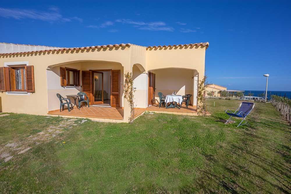 Residence Baia Sant Anna Con Piscina Tanaunella Kültér fotó